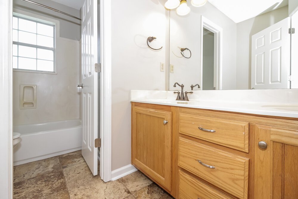 4-Bed Rental on 15 Austin Cir photo 15