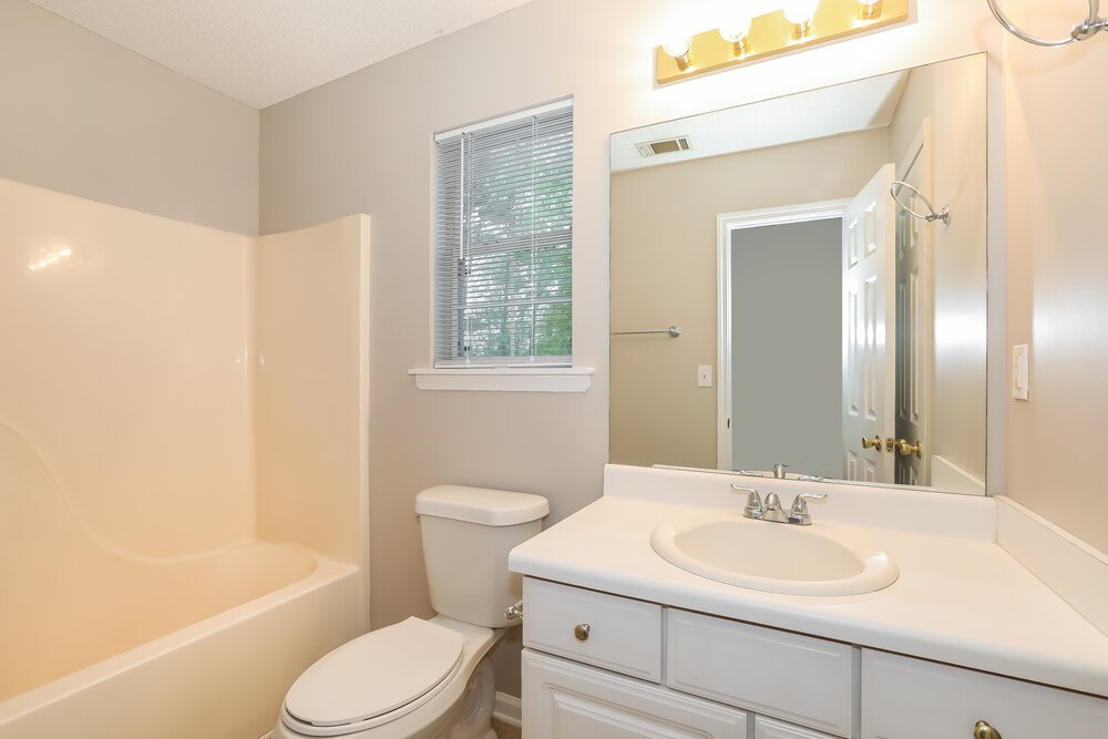 3-Bed Rental on 774 Fernstone Trail photo 15