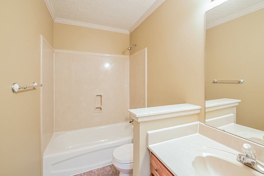 3-Bed Rental on 430 N Ericson photo 15