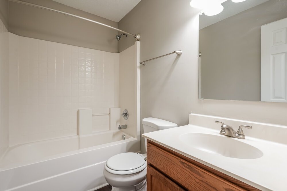 3-Bed Rental on 6620 Shadyview Drive photo 15