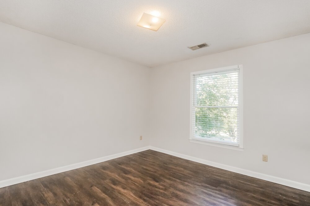 4-Bed Rental on 2279 Hickory Path photo 15