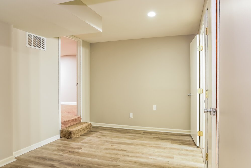 3-Bed Rental on 433 Furman St photo 15