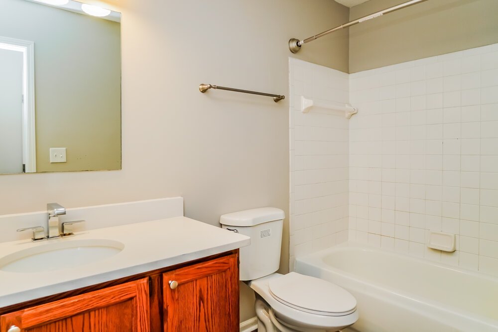 4-Bed Rental on 8437 Papillon Ave photo 15