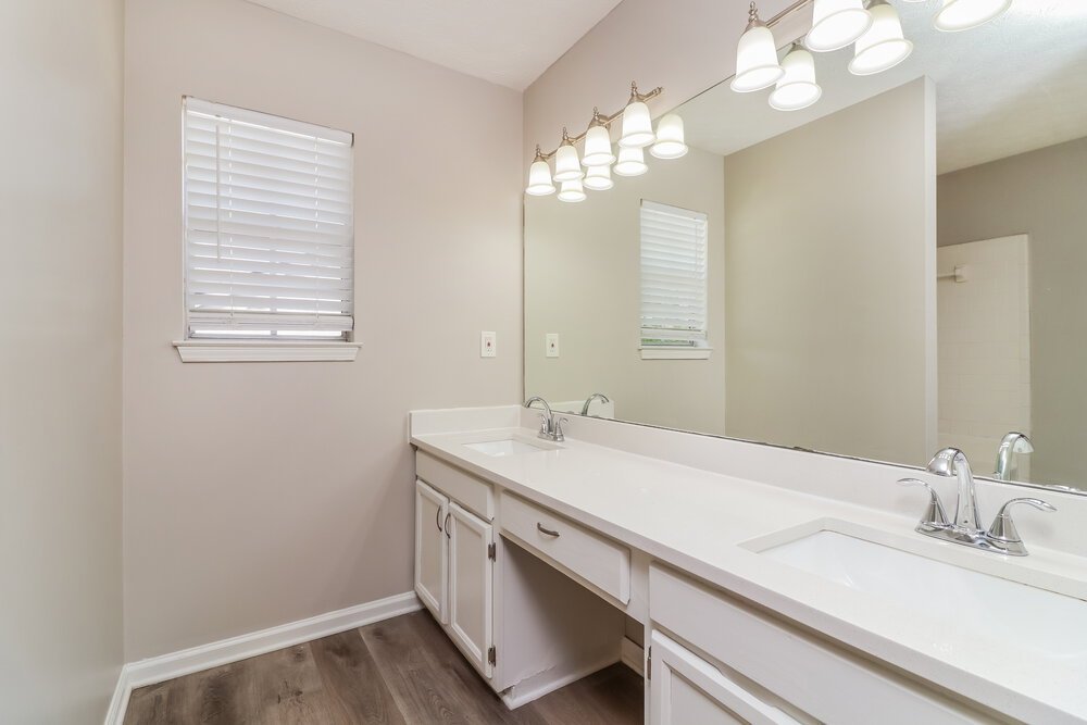 3-Bed Rental on 6514 Eastbriar Dr photo 15