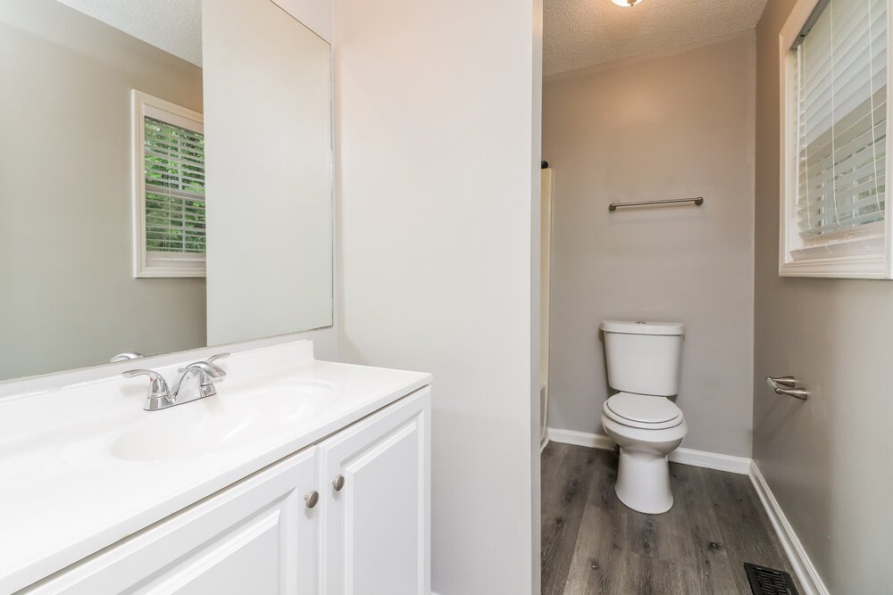 3-Bed Rental on 213 Hampton Drive photo 15