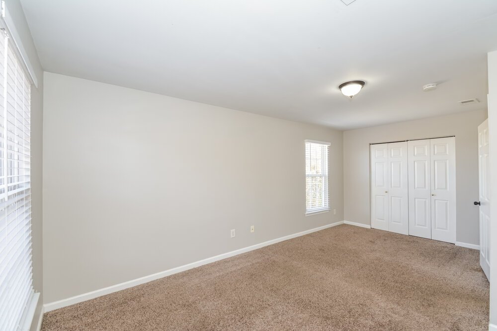 4-Bed Rental on 1437 Timber Ridge photo 15