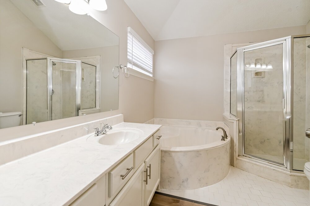 4-Bed Rental on 2752 Misty Valley photo 15