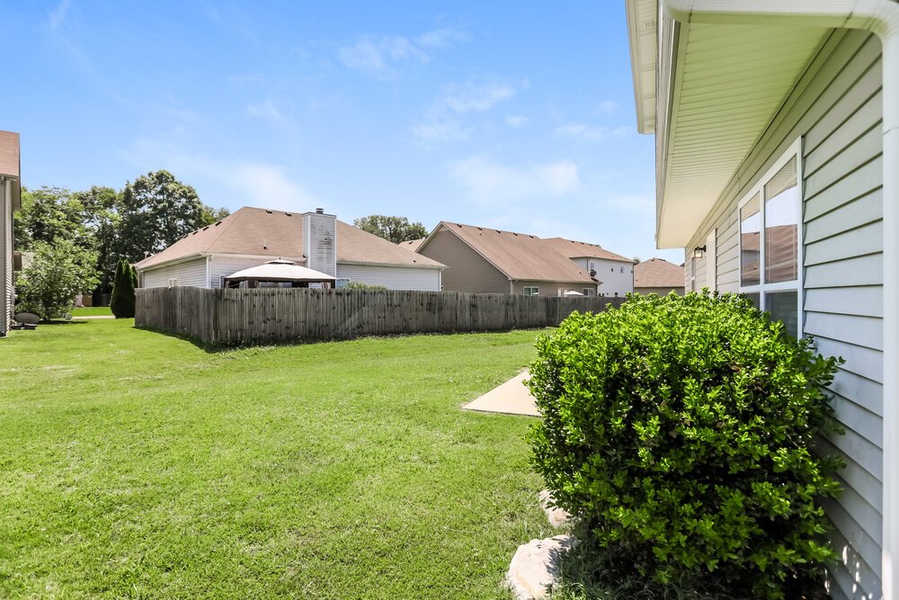 3-Bed Rental on 3315 Velvet Ct photo 15