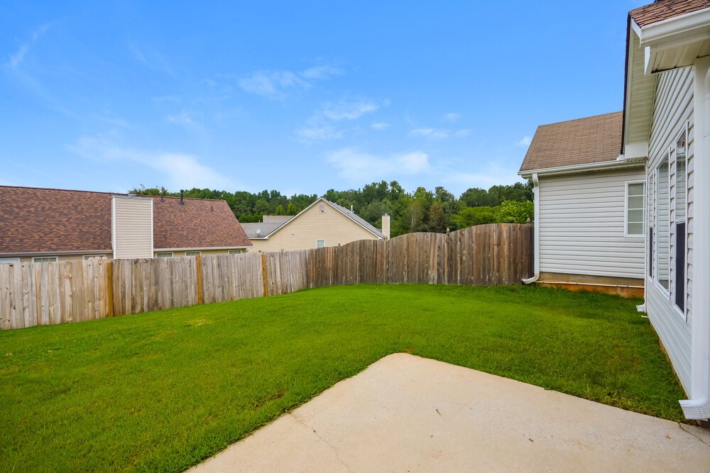 3-Bed Rental on 25 Collins Trce photo 15