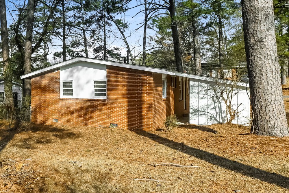 3-Bed Rental on 645 Melrose Dr photo 15
