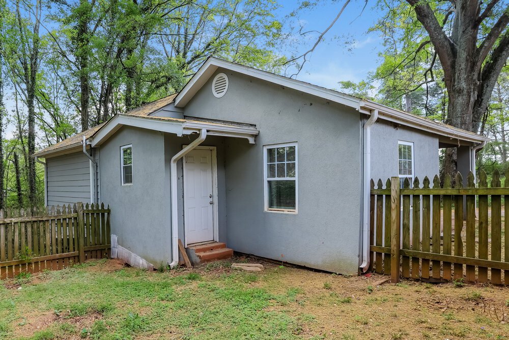 3-Bed Rental on 730 Parker St photo 15