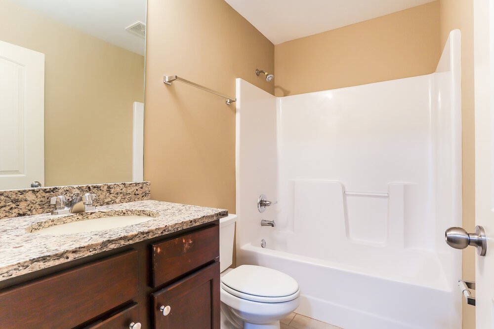 4-Bed Rental on 118 Crescent Woode photo 16