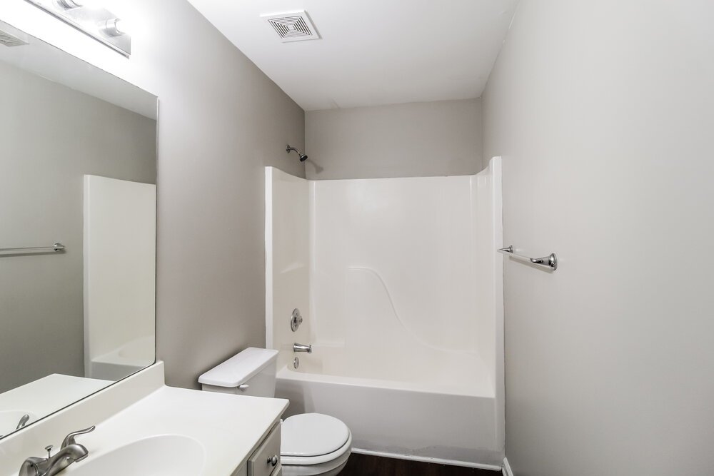 4-Bed Rental on 854 Langley View photo 16