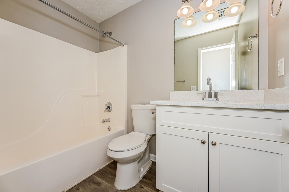 4-Bed Rental on 654 Highpoint Way photo 16