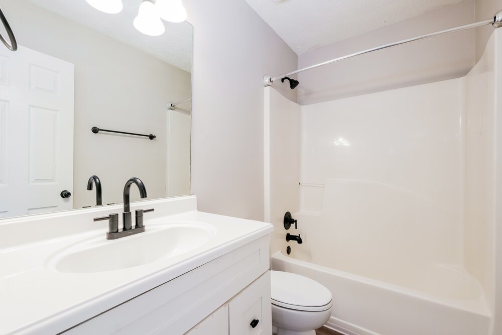 3-Bed Rental on 27 Polo Flds photo 16