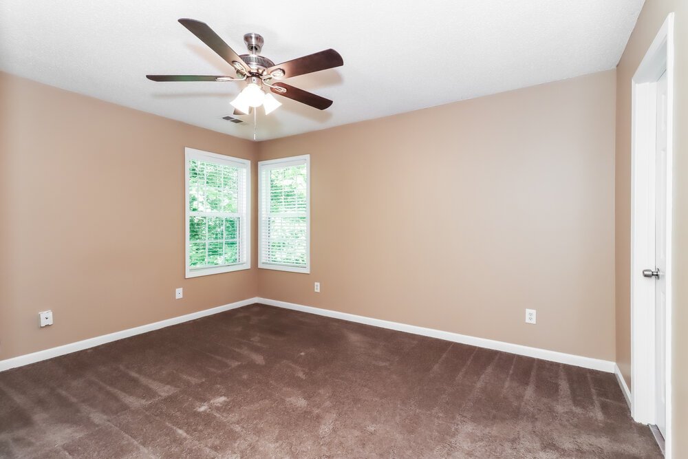 3-Bed Rental on 233 Galvin Trail photo 16