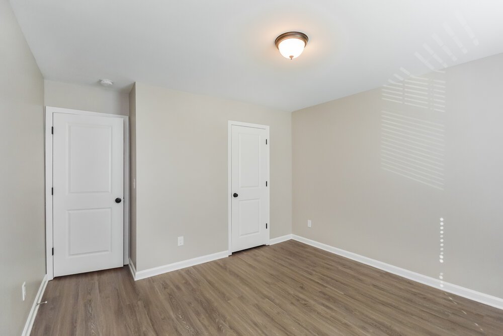 5-Bed Rental on 4047 Clay Ct photo 16