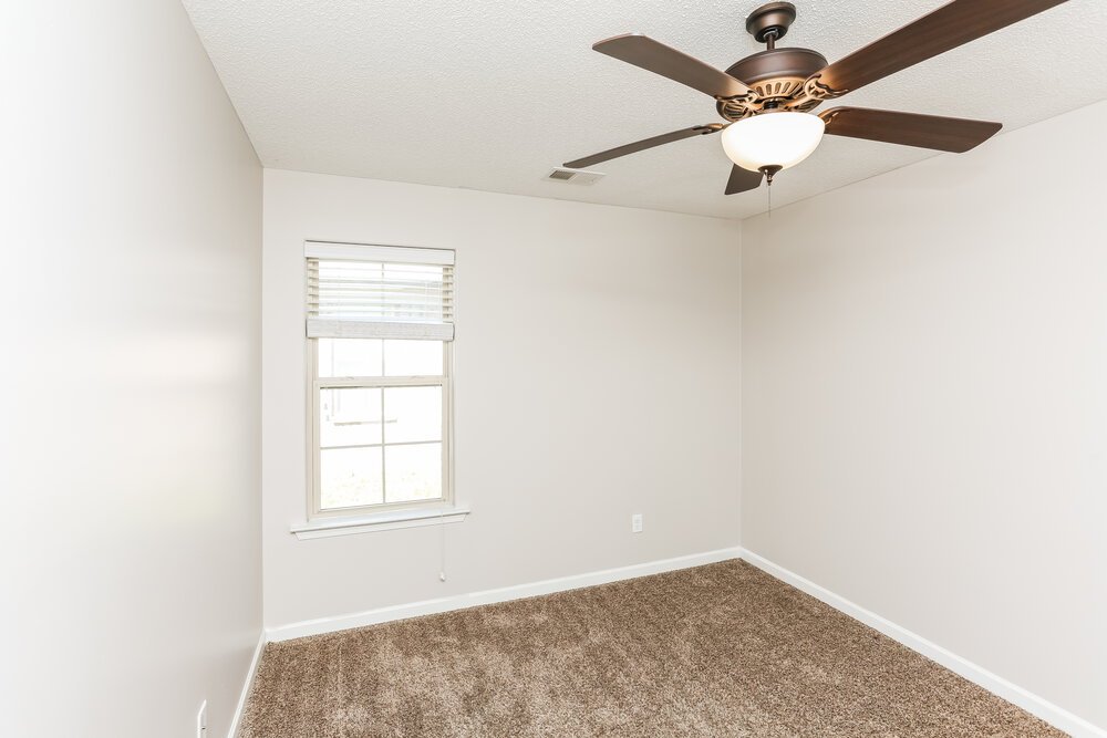 4-Bed Rental on 9460 Eckley Pl photo 16