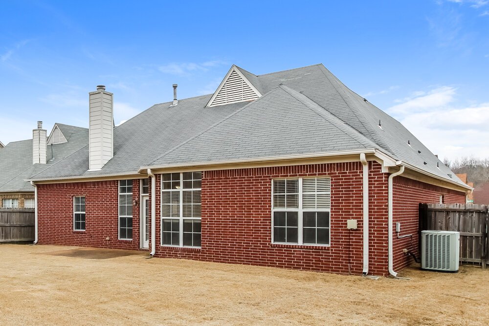 3-Bed Rental on 5327 Brookwater Cv photo 16