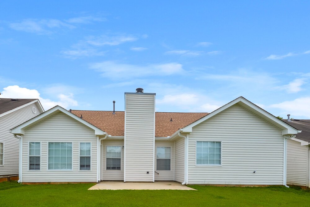 3-Bed Rental on 25 Collins Trce photo 16