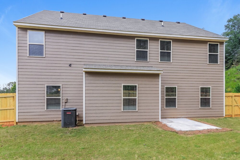 5-Bed Rental on 20 Sycamore St photo 16