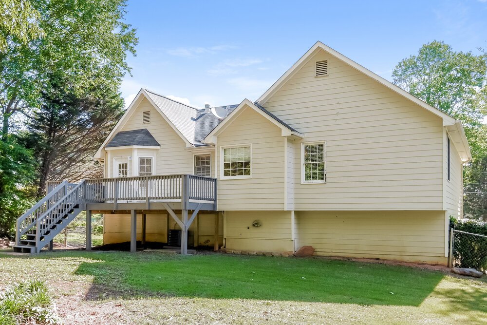 3-Bed Rental on 365 Austin Dr photo 16