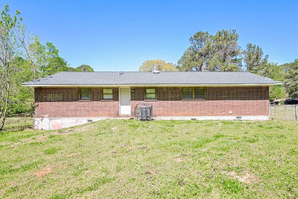 3-Bed Rental on 263 Roxbury Dr photo 16