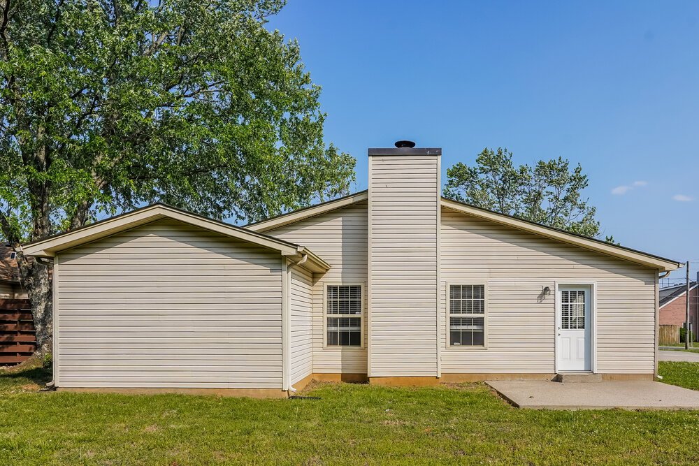 3-Bed Rental on 3944 Rock Creek photo 16