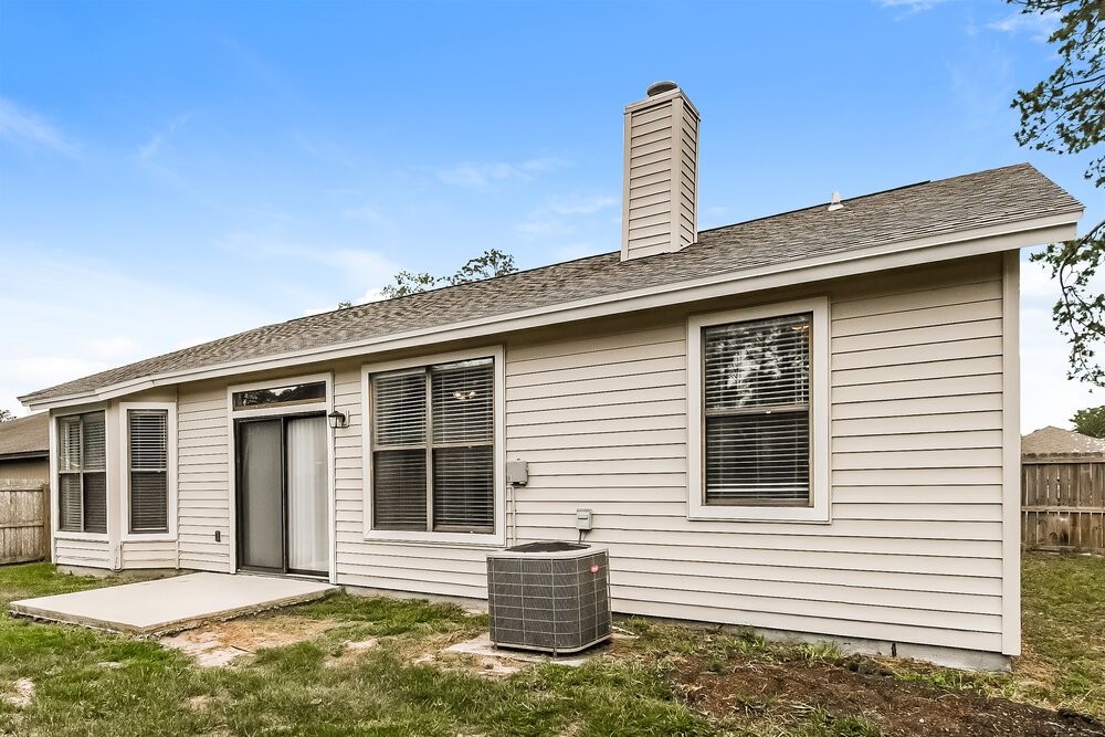 3-Bed Rental on 7711 Collins Ridge photo 16