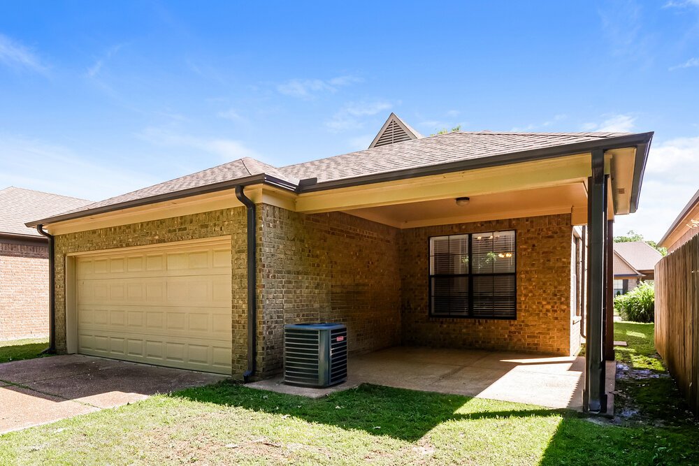3-Bed Rental on 1941 Rochelle Ln photo 16