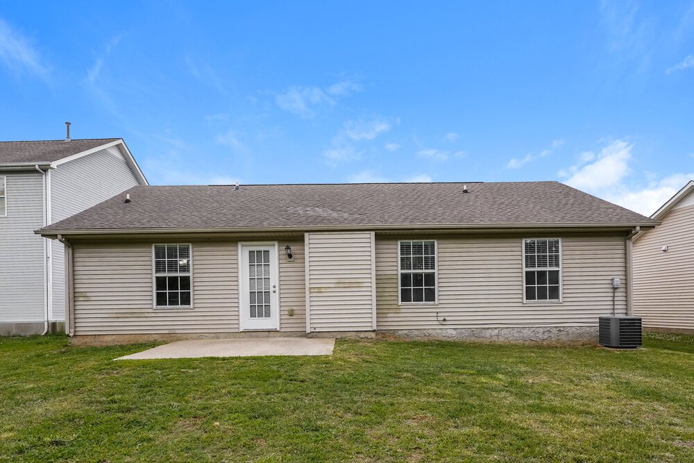 3-Bed Rental on 6620 Shadyview Drive photo 16