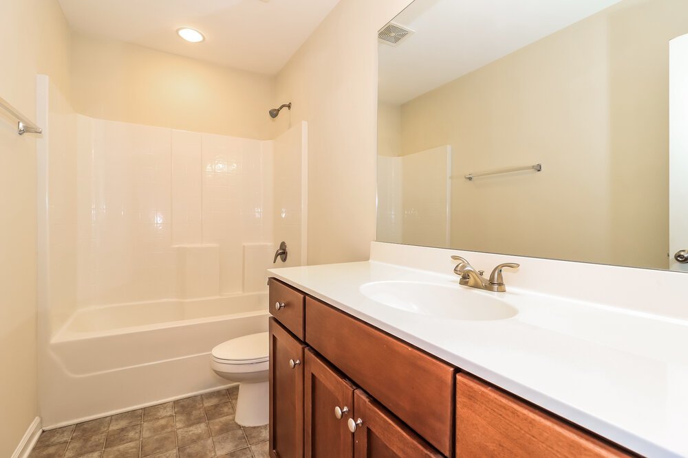 4-Bed Rental on 386 Darbys Run photo 17