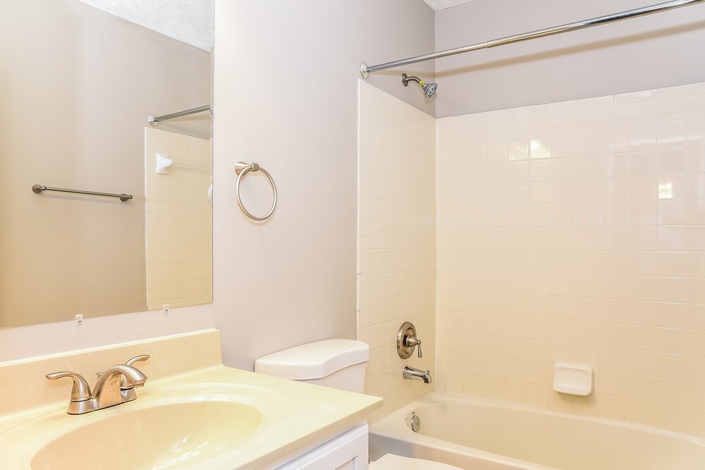 3-Bed Rental on 433 Furman St photo 17