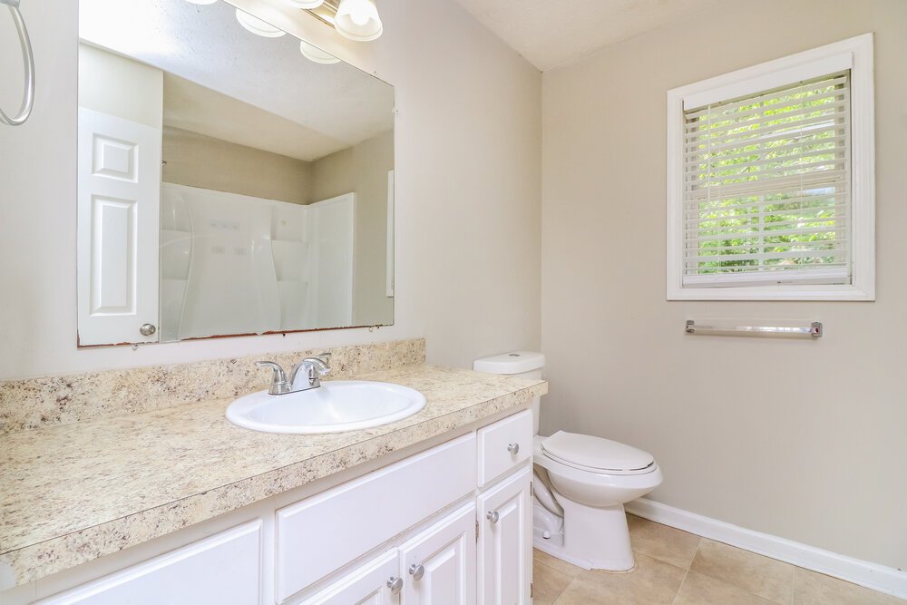 3-Bed Rental on 2446 Letha Ln photo 17