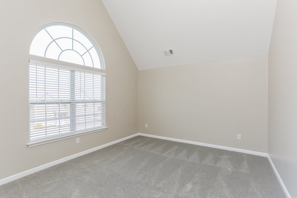 4-Bed Rental on 4225 Fourth Rail photo 17