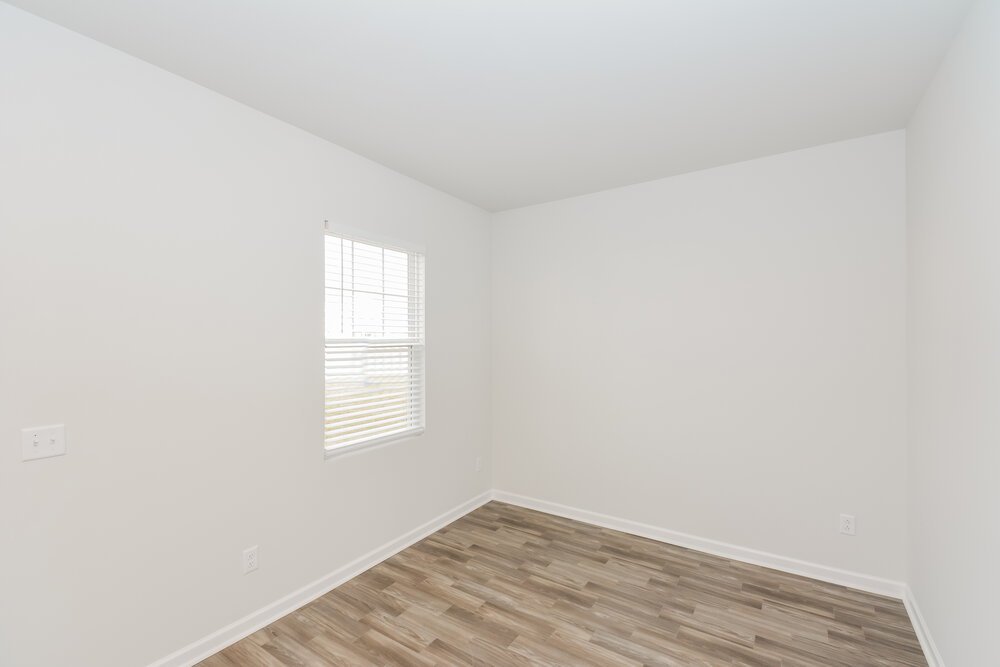3-Bed Rental on 622 Samuel Lee photo 17
