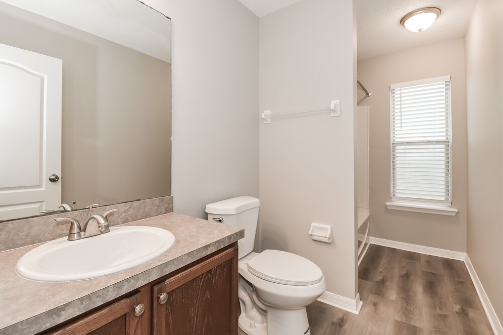 3-Bed Rental on 10161 Meadow Pointe photo 17