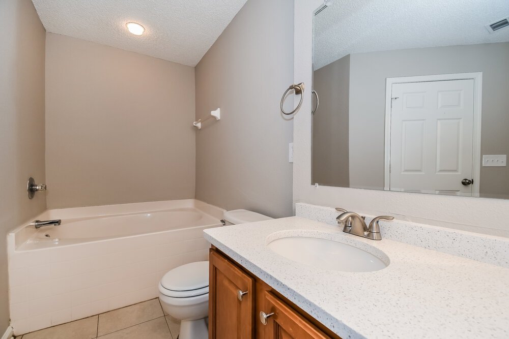 4-Bed Rental on 2625 Fox Creek photo 17