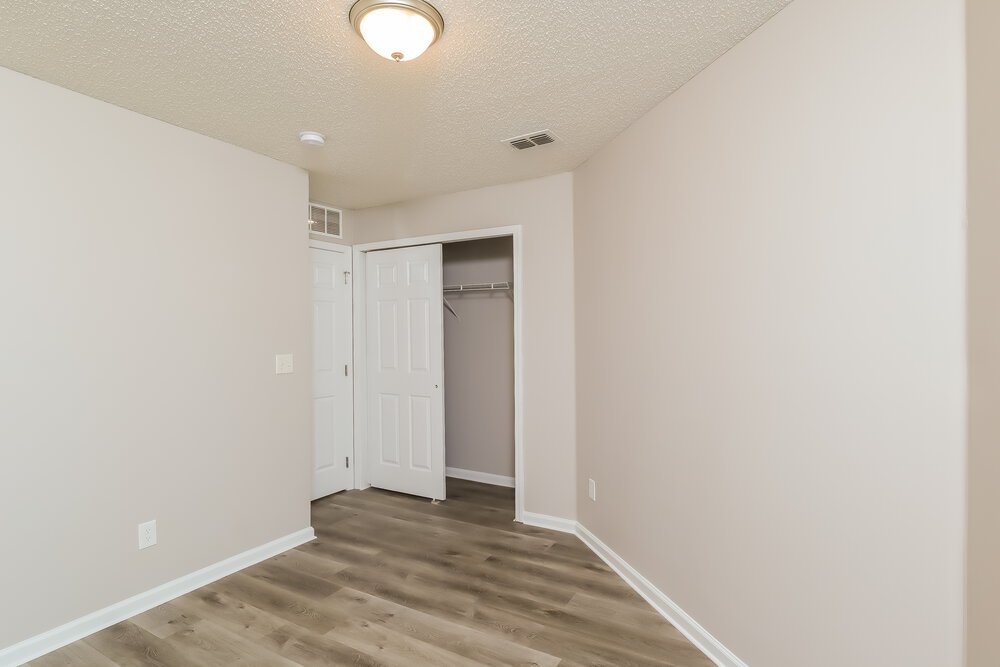 3-Bed Rental on 2978 Centerwood Dr photo 17