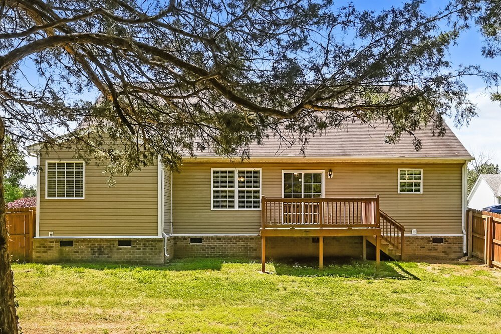 4-Bed Rental on 1127 Sunnycrest Ct photo 17