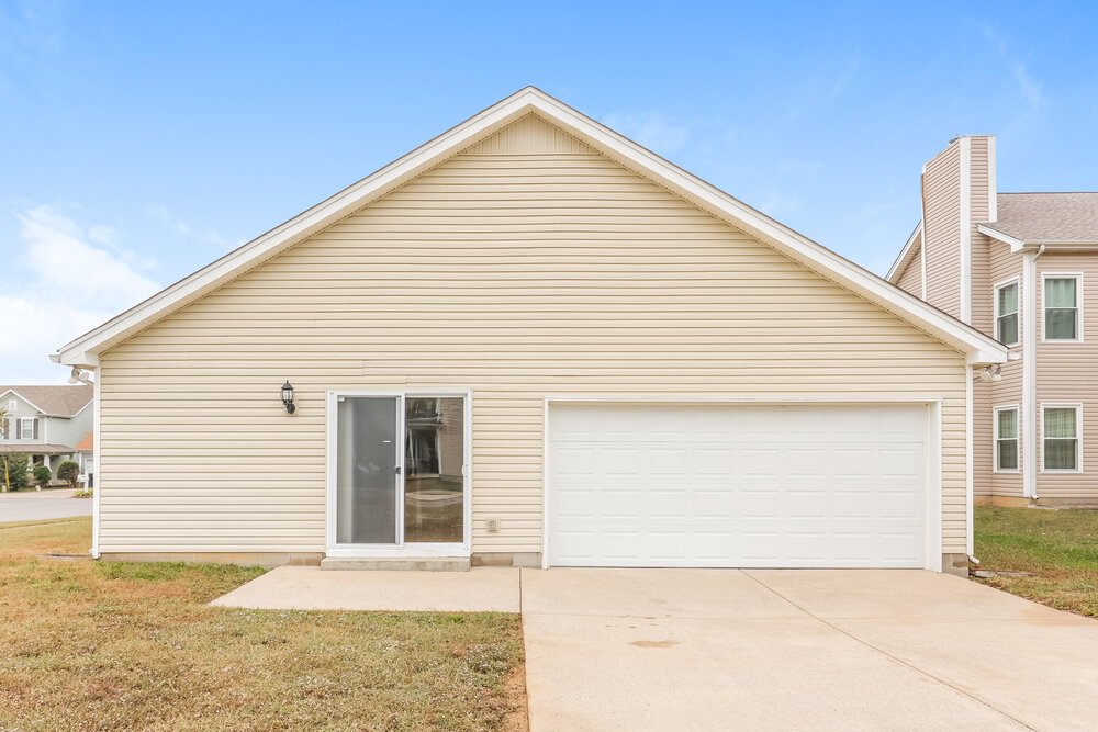 3-Bed Rental on 179 Sophie Dr photo 17