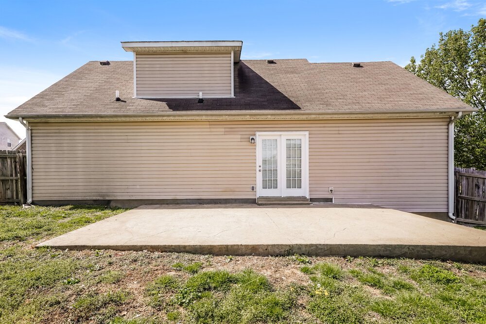 3-Bed Rental on 143 Howard Woody photo 17