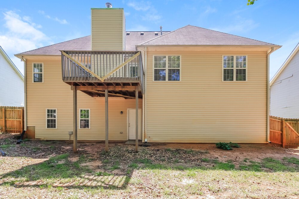 4-Bed Rental on 915 Castlerock Way photo 17