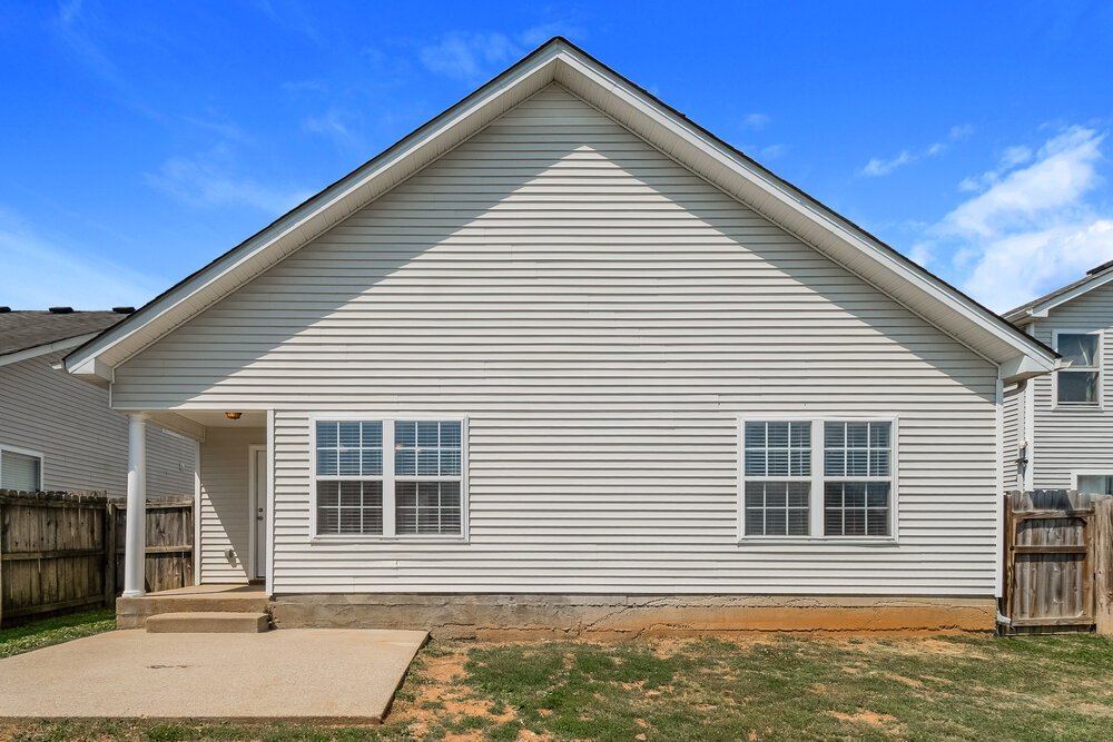 4-Bed Rental on 1625 Beaconcrest Cir photo 17