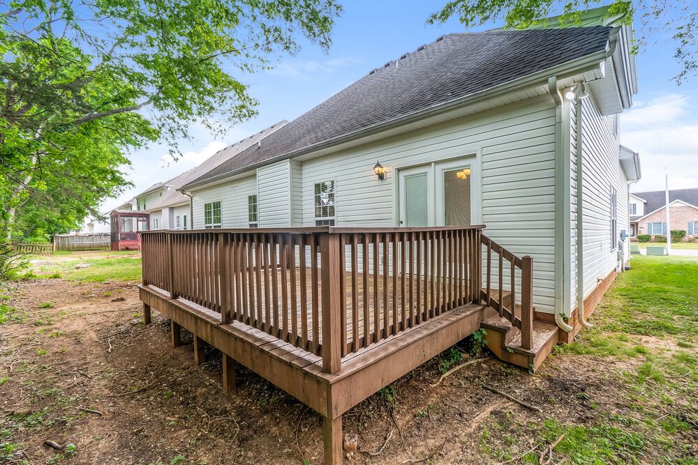 5-Bed Rental on 2137 Aberdeen Cir photo 17