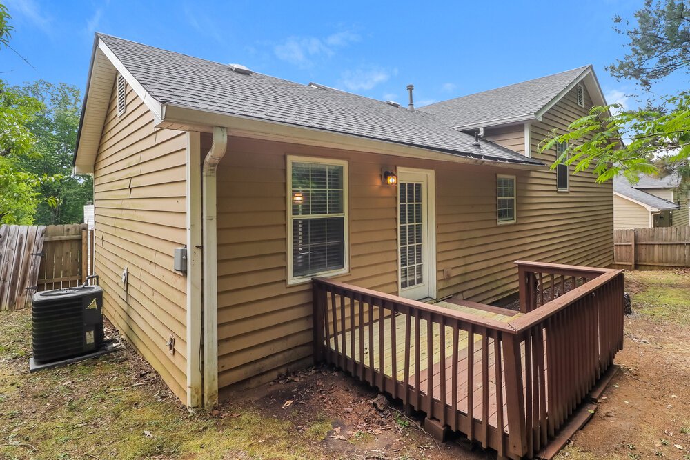 3-Bed Rental on 213 Hampton Drive photo 18