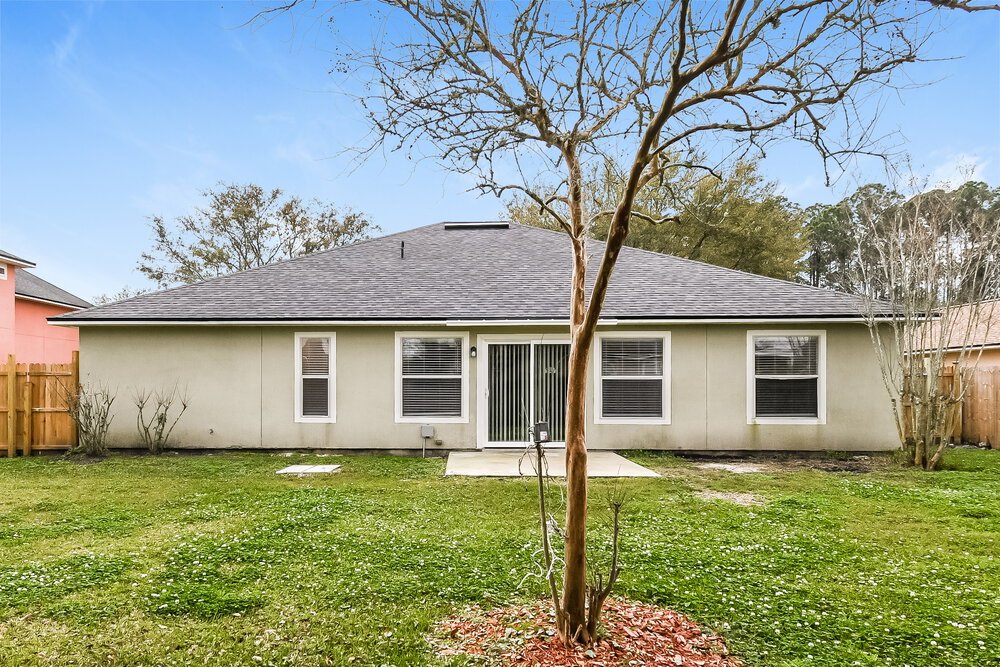 3-Bed Rental on 10161 Meadow Pointe photo 19