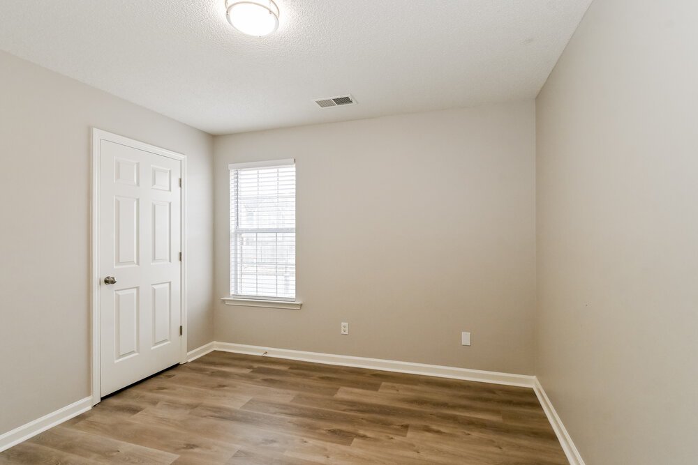 4-Bed Rental on 2752 Misty Valley photo 19