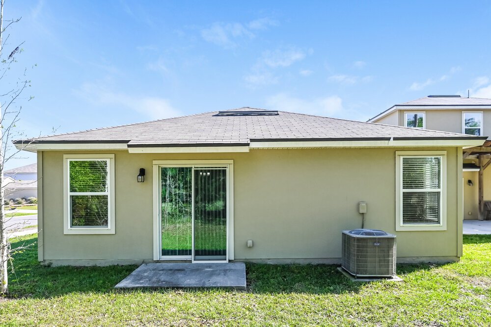 3-Bed Rental on 2555 Bear Creek photo 19