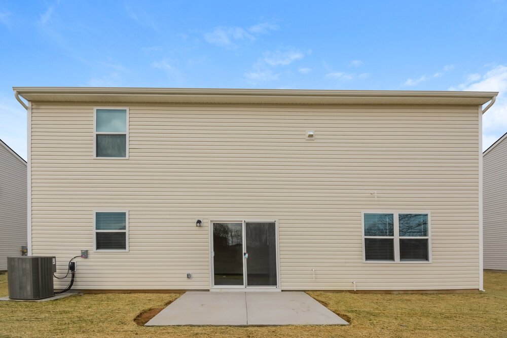 3-Bed Rental on 622 Samuel Lee photo 20